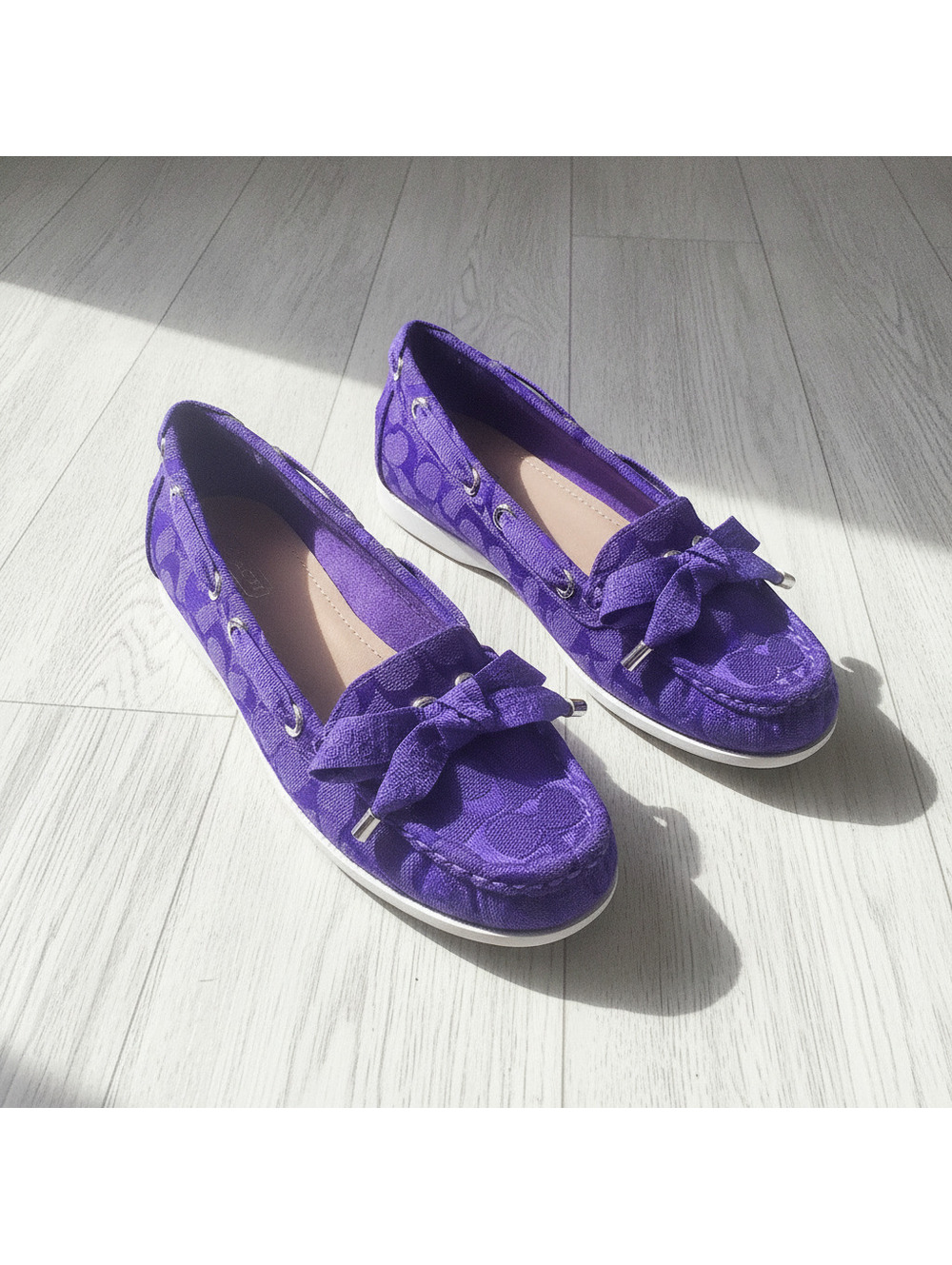 Coach Carina Bow Loafers Purple 5B Women - Picture 2 of 6